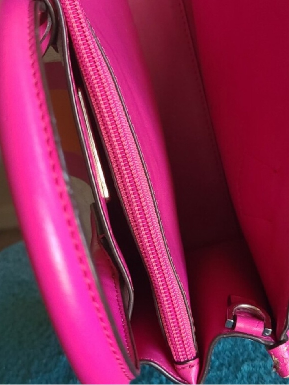 Michael Kors Marilyn Monogram Logo Satchel - Picture 7 of 10
